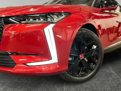 Photo 8 DS DS 4  E-TENSE 225ch Performance Line +