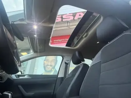 Photo 14 Volkswagen Taigo  1.0 TSI 110ch Style DSG7