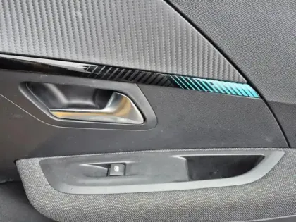 Photo 13 Peugeot 208  1.2 PureTech 100ch S&S Style