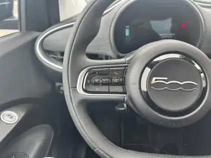 Photo 11 Fiat 500  e 118ch Icône Plus (Pack Style)