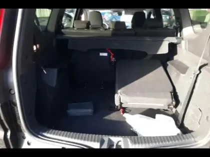 Photo 14 Dacia Jogger  1.6 hybrid 140ch Extreme 7 places -24