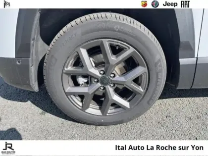 Photo 10 Jeep Compass  1.2 Turbo T3 145ch e-Hybrid Altitude BVR6