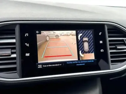 Photo 13 Peugeot 308  SW 1.5 BlueHDi 130ch S&S Roadtrip