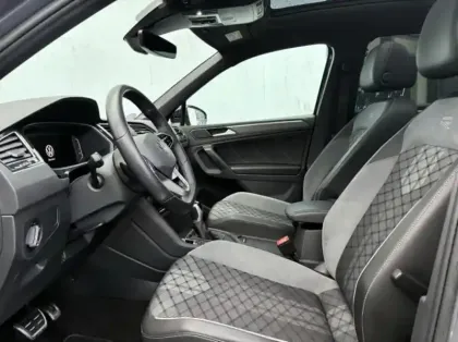 Photo 9 Volkswagen Tiguan Gén. II Ph2 R-Line 5