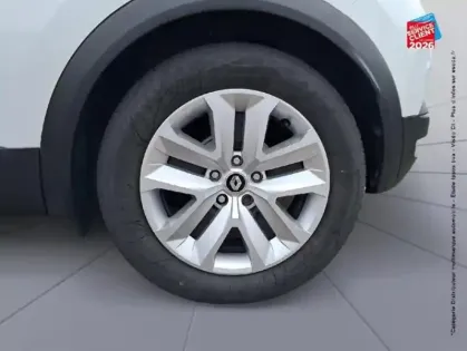 Photo 9 Renault Captur  1.6 E-Tech hybride 145ch Intens -21 GPS