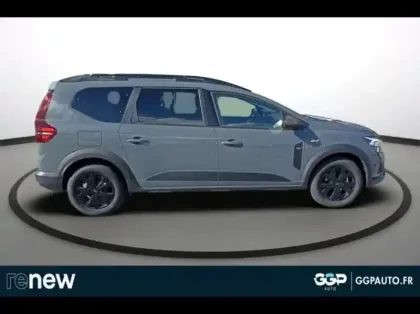 Photo 6 Dacia Jogger  1.6 hybrid 140ch Extreme 7 places -24