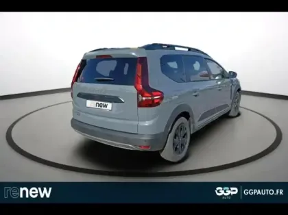 Photo 5 Dacia Jogger  1.6 hybrid 140ch Extreme 7 places -24