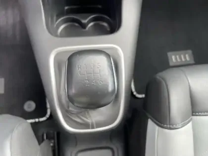 Photo 14 Citroën C3  1.2 PureTech 110ch S&S ELLE