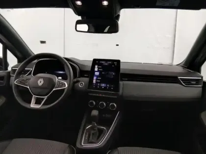 Photo 12 Renault Clio  1.6 E-Tech 145ch full hybrid Techno - 24