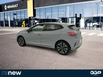 Photo 9 Renault Clio  1.6 E-Tech 145ch full hybrid Techno - 24