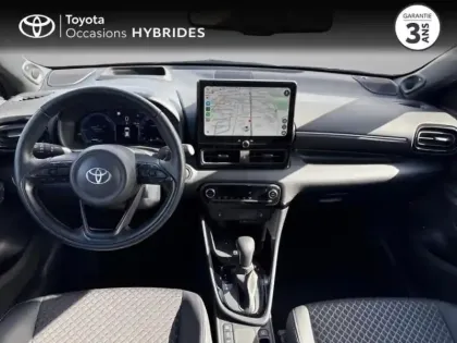 Photo 7 Toyota Yaris  116h Collection Pack Techno + 5p MC24