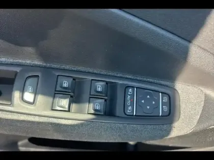 Photo 14 Renault Zoé Gén. I (B10) Ph2 NG Techno 5