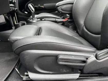 Photo 10 Mini Mini  Cooper 136ch Edition Premium Plus BVA7