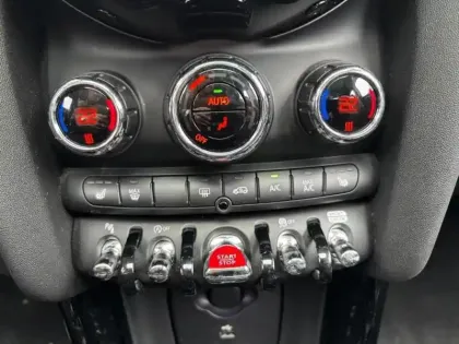 Photo 12 Mini Mini  Cooper 136ch Edition Premium Plus BVA7