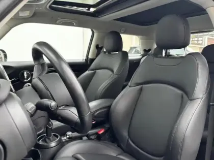 Photo 6 Mini Mini  Cooper 136ch Edition Premium Plus BVA7