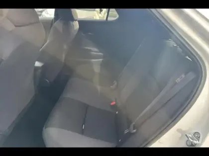 Photo 10 Toyota C-HR  1.8 Hybride 140ch Design NG23