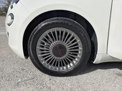 Photo 11 Fiat 500  e 118ch (RED) MY23