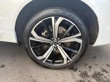 Photo 9 Volvo Xc60  T6 AWD 253 + 145ch Utimate Style Dark Geartronic