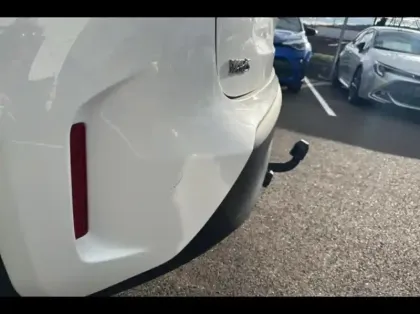 Photo 13 Toyota Yaris  Cross 116h Design MY22