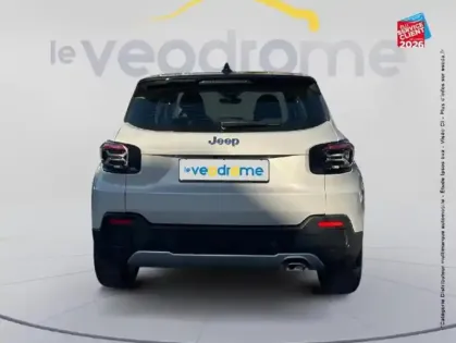Photo 6 Jeep Avenger  1.2 Turbo T3 110ch MHEV Altitude BVR6 eHybrid
