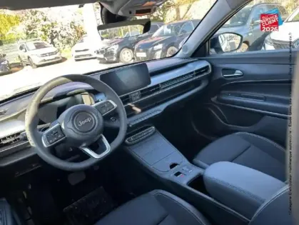 Photo 14 Jeep Avenger  1.2 Turbo T3 110ch MHEV Altitude BVR6 eHybrid