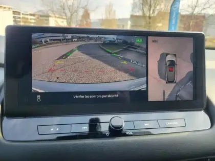 Photo 8 Nissan Qashqai  1.3 Mild Hybrid 140ch N-Connecta