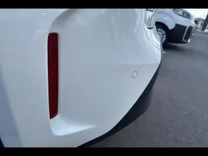 Photo 13 Toyota Yaris Gén. I Ph1 NG Design 5