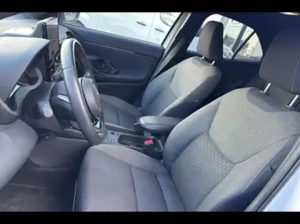 Photo 9 Toyota Yaris Gén. I Ph1 NG Design 5