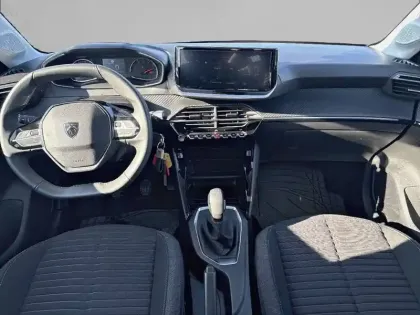 Photo 27 Peugeot 208  PureTech 75 S&S BVM5