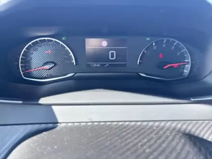 Photo 29 Peugeot 208  PureTech 75 S&S BVM5