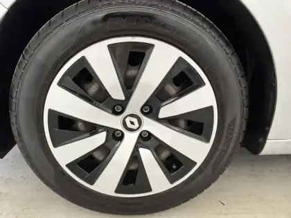 Photo 47 Renault Clio Gén. V (BJA) Ph1 NG Equilibre 5