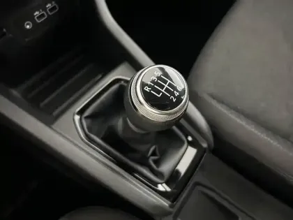 Photo 40 Renault Clio Gén. V (BJA) Ph1 NG Equilibre 5