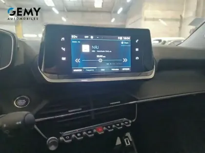 Photo 14 Peugeot 2008  PureTech 130 S&S EAT8