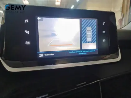 Photo 17 Peugeot 2008  PureTech 130 S&S EAT8