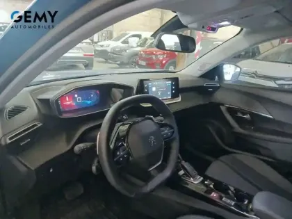 Photo 7 Peugeot 2008  PureTech 130 S&S EAT8