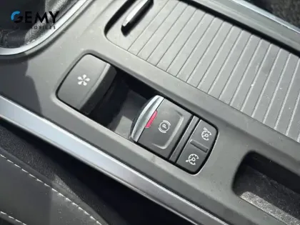 Photo 16 Renault Megane Mégane IV Estate Blue dCi 115