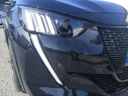 Photo 15 Peugeot 208  Electrique 50 kWh 136ch