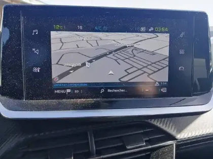 Photo 14 Peugeot 208  Electrique 50 kWh 136ch