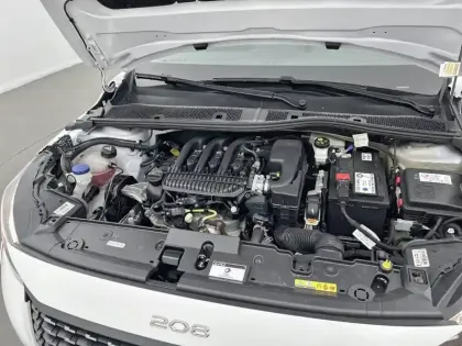 Photo 14 Peugeot 208  PureTech 75 S&S BVM5