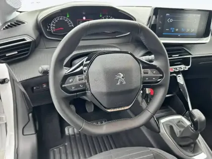 Photo 8 Peugeot 208  PureTech 75 S&S BVM5