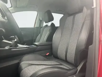 Photo 79 Peugeot 3008  BlueHDi 130ch S&S BVM6