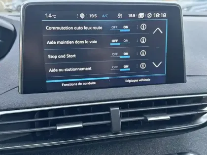 Photo 66 Peugeot 3008  BlueHDi 130ch S&S BVM6