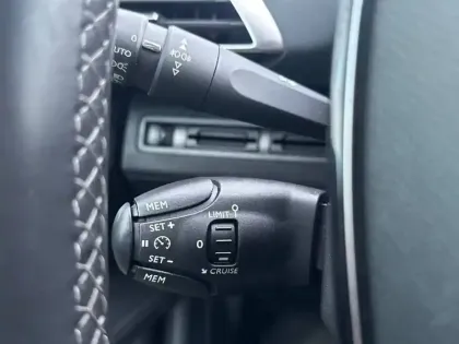 Photo 14 Peugeot 3008 Gén. II Ph1 Allure 5