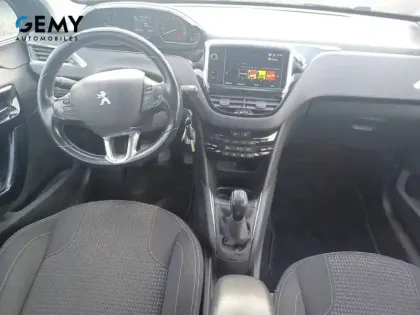 Photo 7 Peugeot 208  1.6 BlueHDi 75ch S&S BVM5