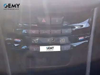 Photo 15 Peugeot 208  1.6 BlueHDi 75ch S&S BVM5