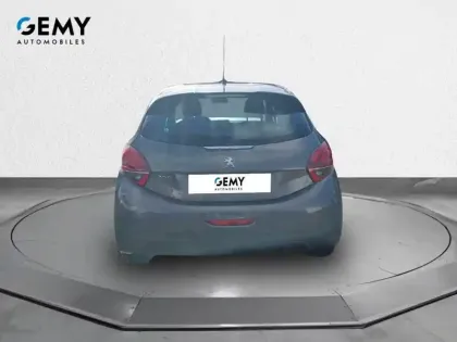 Photo 26 Peugeot 208  1.6 BlueHDi 75ch S&S BVM5