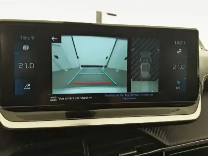 Photo 17 Peugeot 2008 Gén. II Ph1 NG GT 5