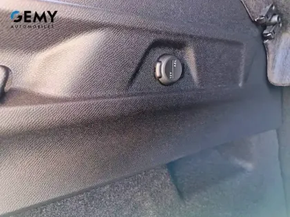 Photo 11 Peugeot 3008  Hybrid 145 e-DCS6