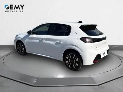 Photo 46 Peugeot 208  Hybrid 100 e-DCS6