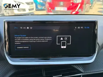 Photo 54 Peugeot 208  Hybrid 100 e-DCS6